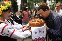 На «Євробачення» від Росії пропонують відправити Кобзона та хор Александрова