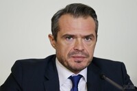 Очільник «Укравтодору» отримав 900% надбавки до зарплати – документ