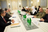 Порошенко засудив напад на українську церкву