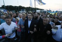 Порошенко висловився з приводу прориву Саакашвілі