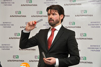 Пенсійна реформа: чи зможуть українці почати накопичувати пенсії
